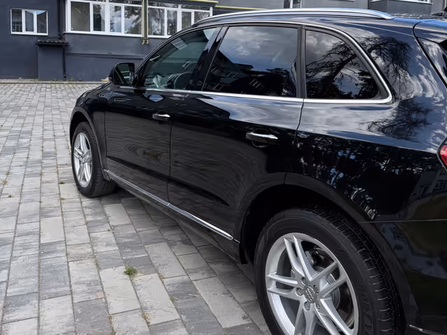 Audi Q5 - фото 5