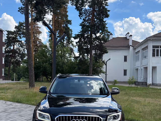 Audi Q5 - фото 1
