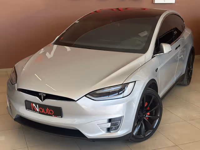 Tesla Model X - фото 2