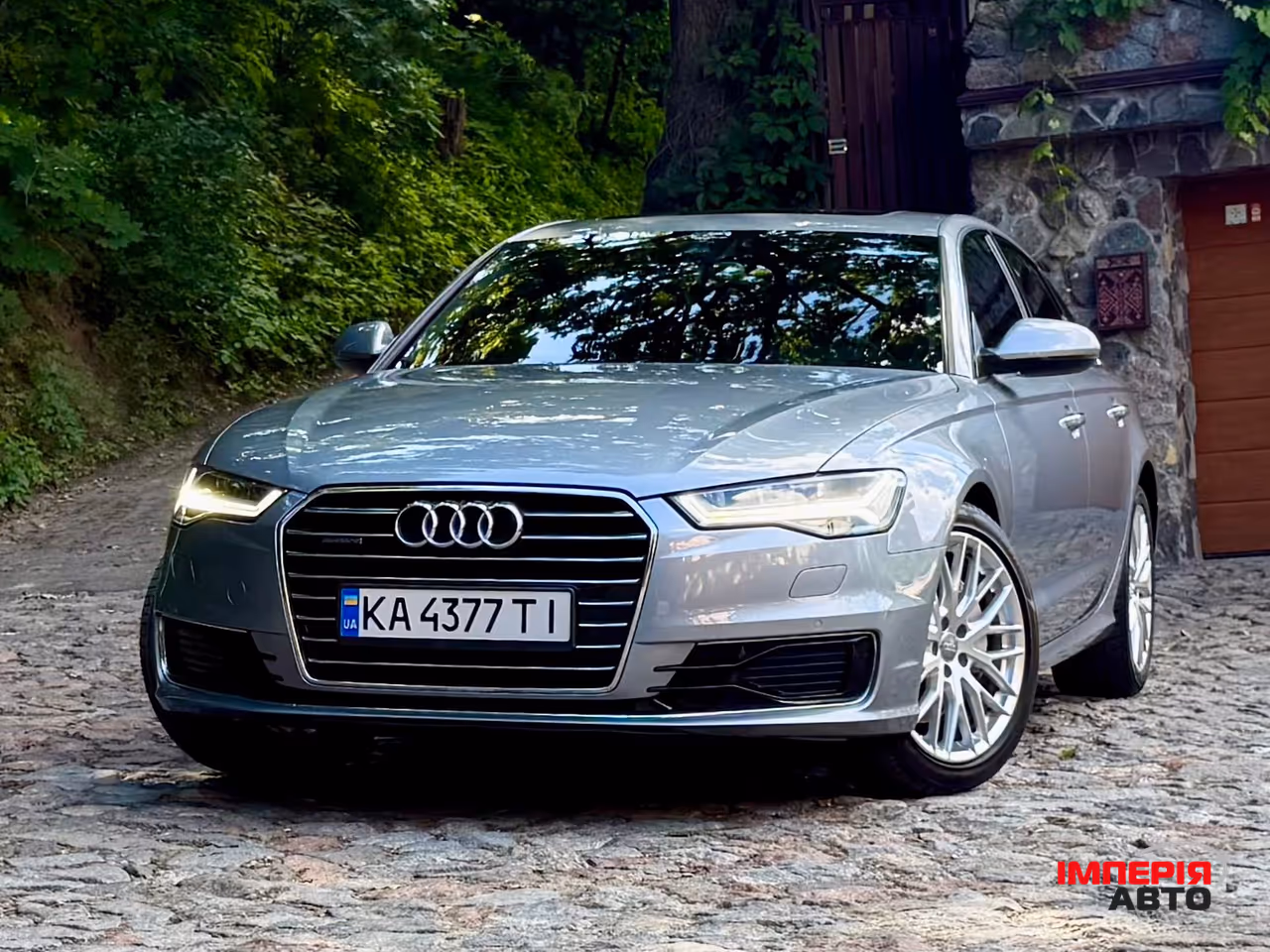 Audi A6 - фото 1