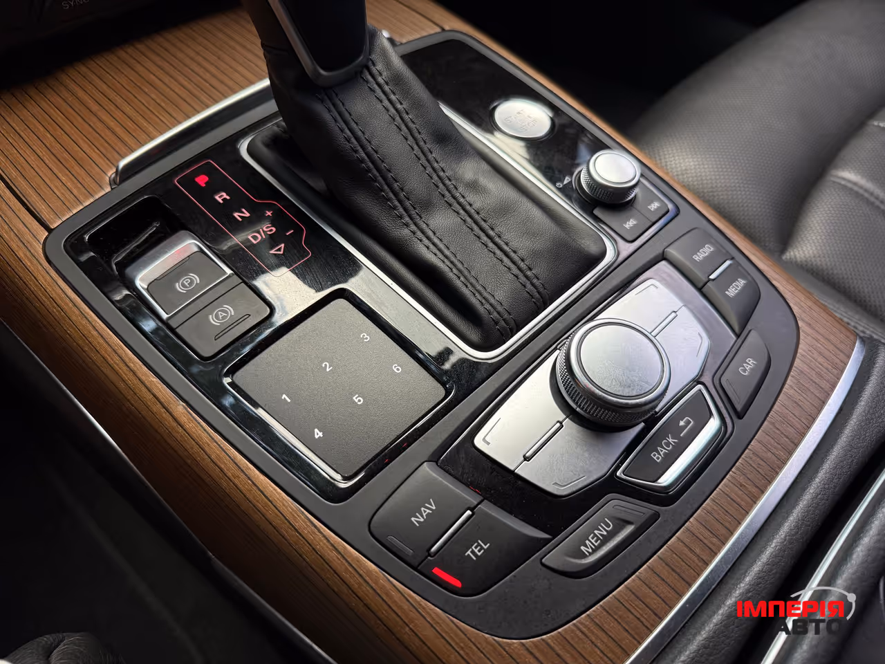 Audi A6 - фото 11