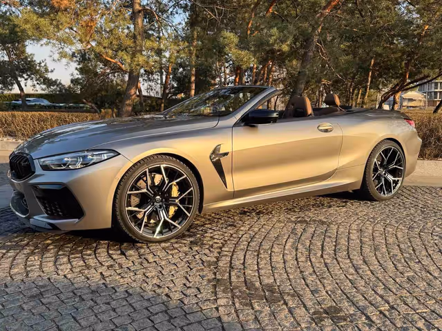 BMW M8 - фото 1