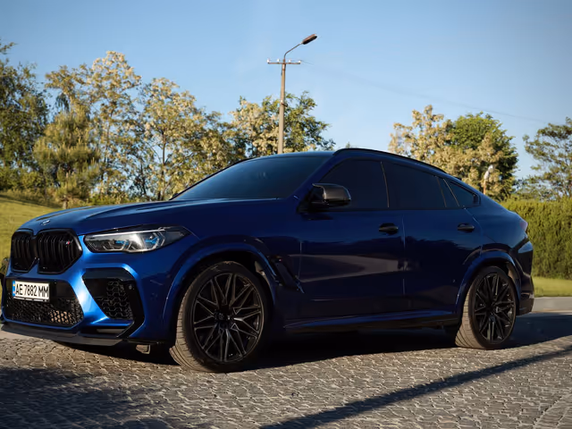BMW X6 M - фото 1