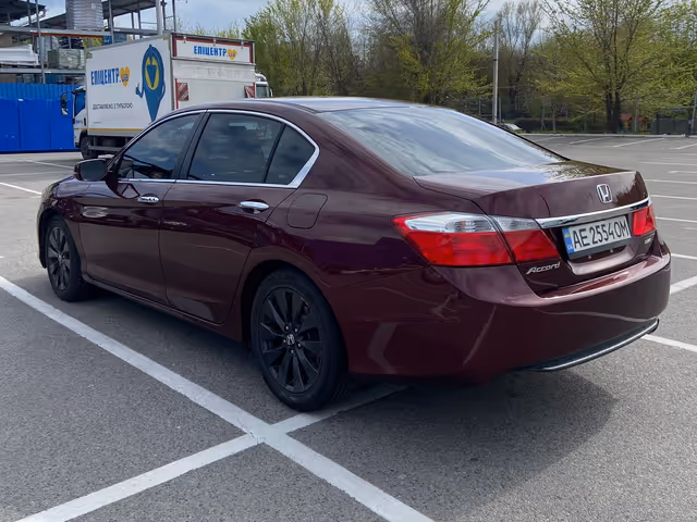 Honda Accord - фото 3
