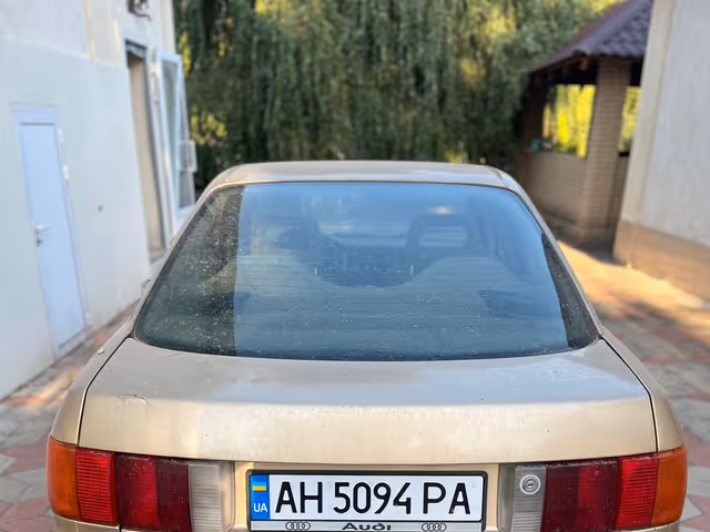 Audi 80 - фото 4