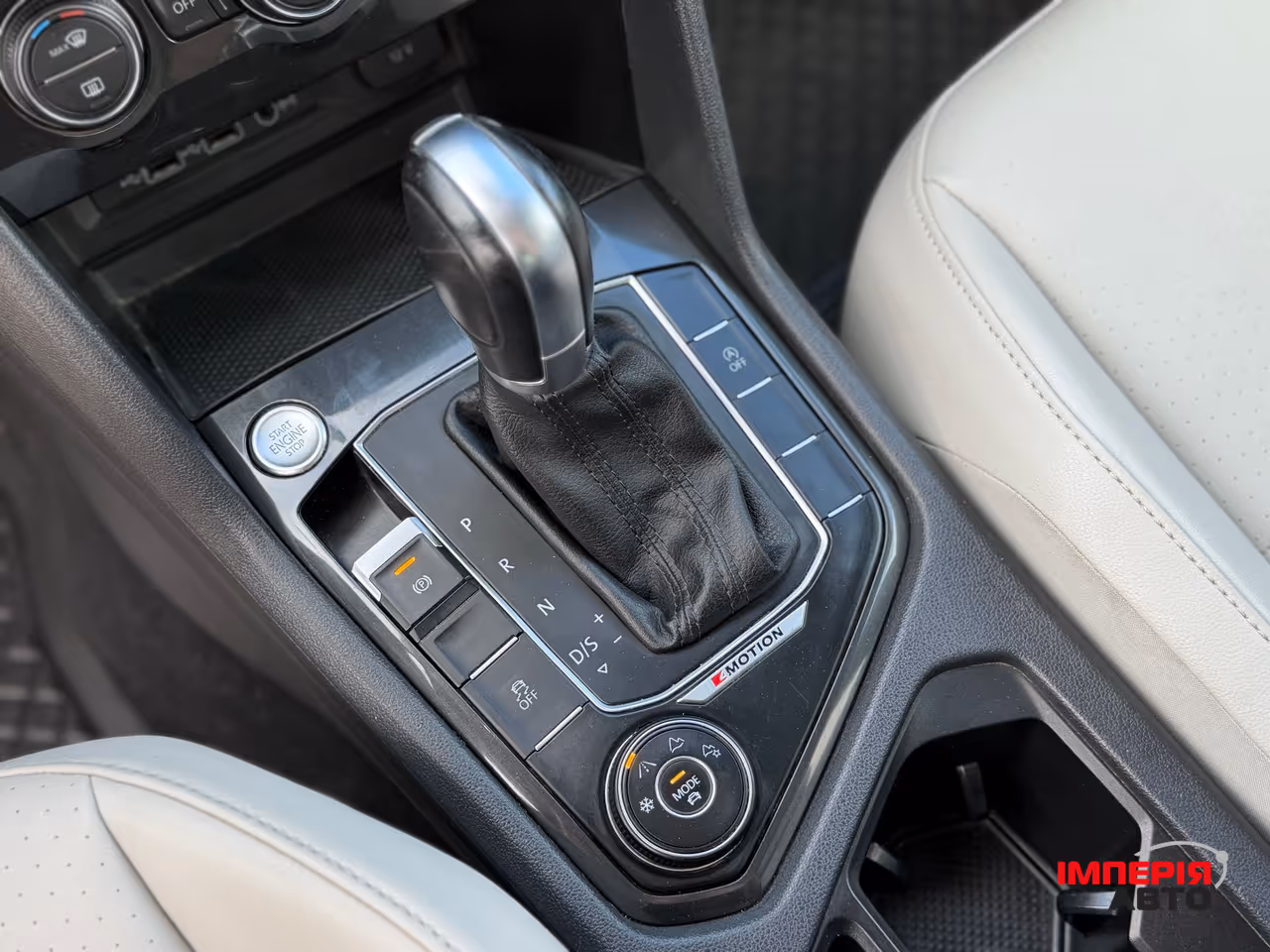 Volkswagen Tiguan - фото 14