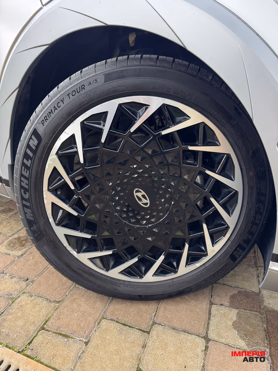 Hyundai IONIQ 5 - фото 19