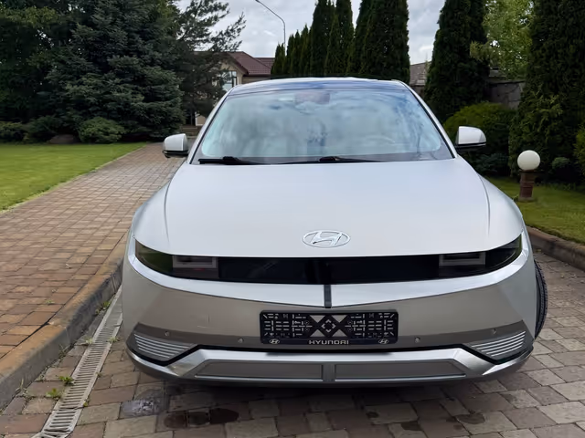 Hyundai IONIQ 5 - фото 3