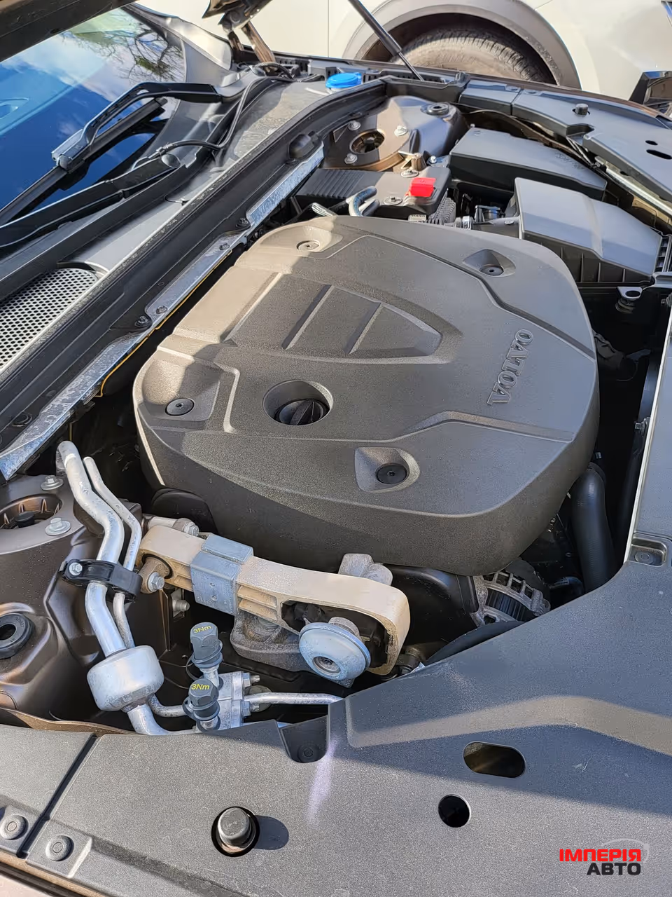 Volvo V90 - фото 1