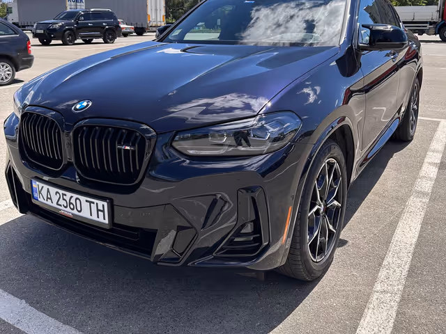 BMW X4 - фото 1