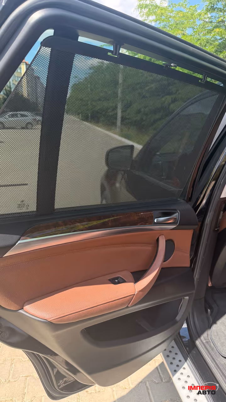 BMW X5 - фото 8