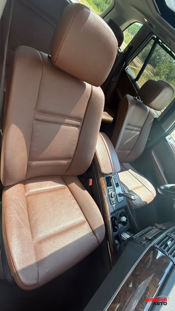 BMW X5 - фото 12