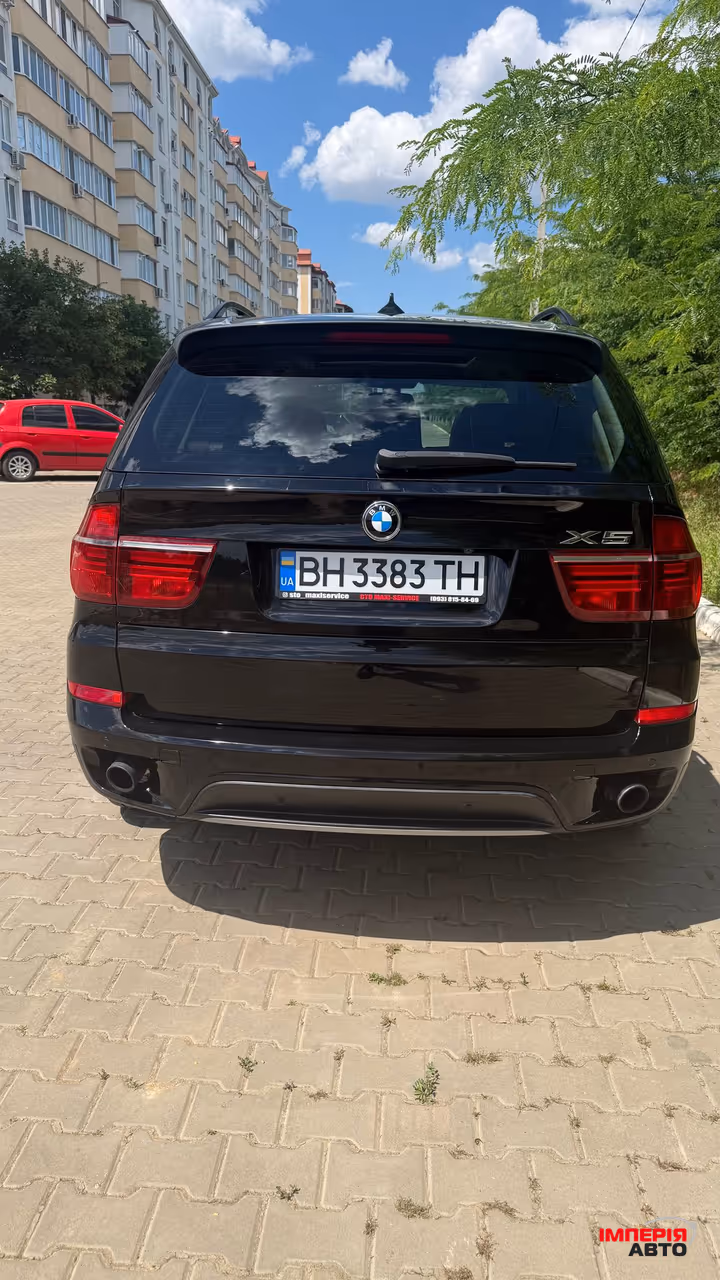 BMW X5 - фото 3