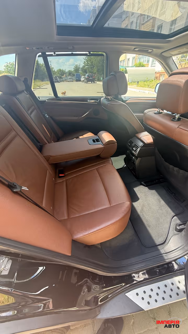 BMW X5 - фото 13