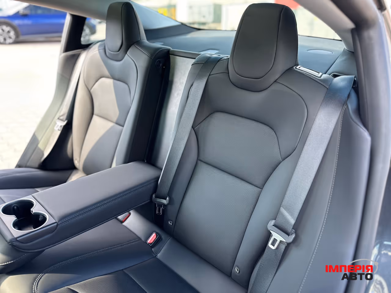 Tesla Model 3 - фото 18