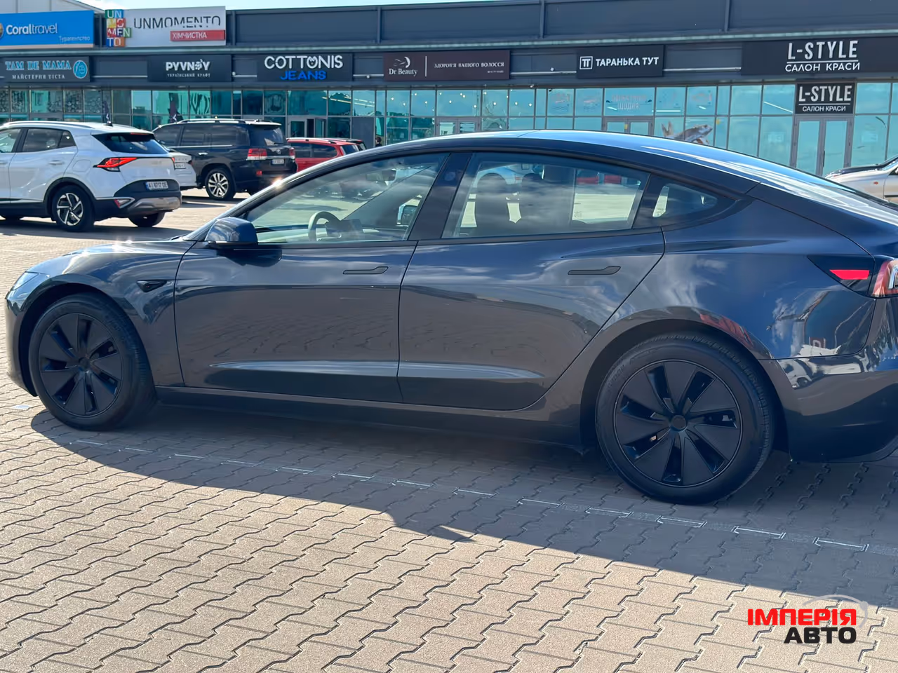 Tesla Model 3 - фото 7
