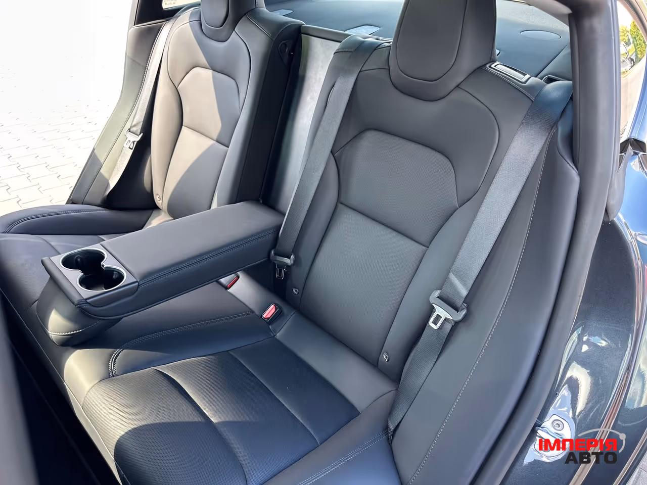 Tesla Model 3 - фото 17