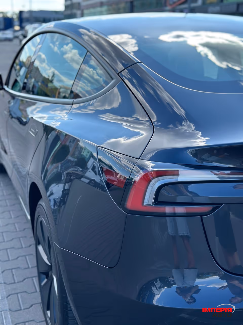 Tesla Model 3 - фото 12