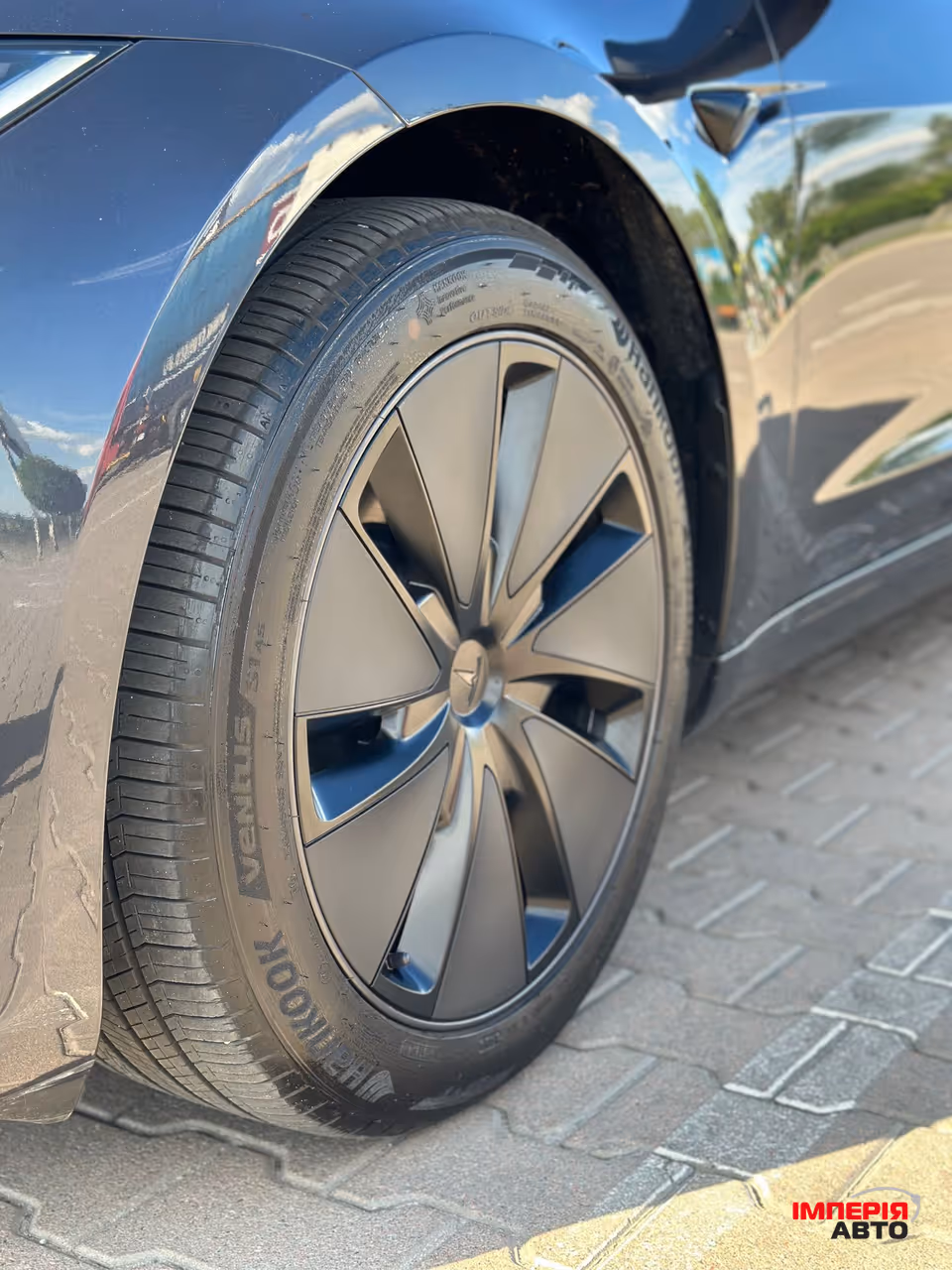 Tesla Model 3 - фото 4