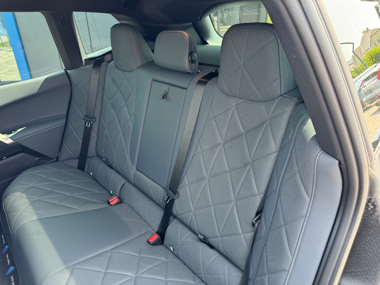 BMW iX - фото 36