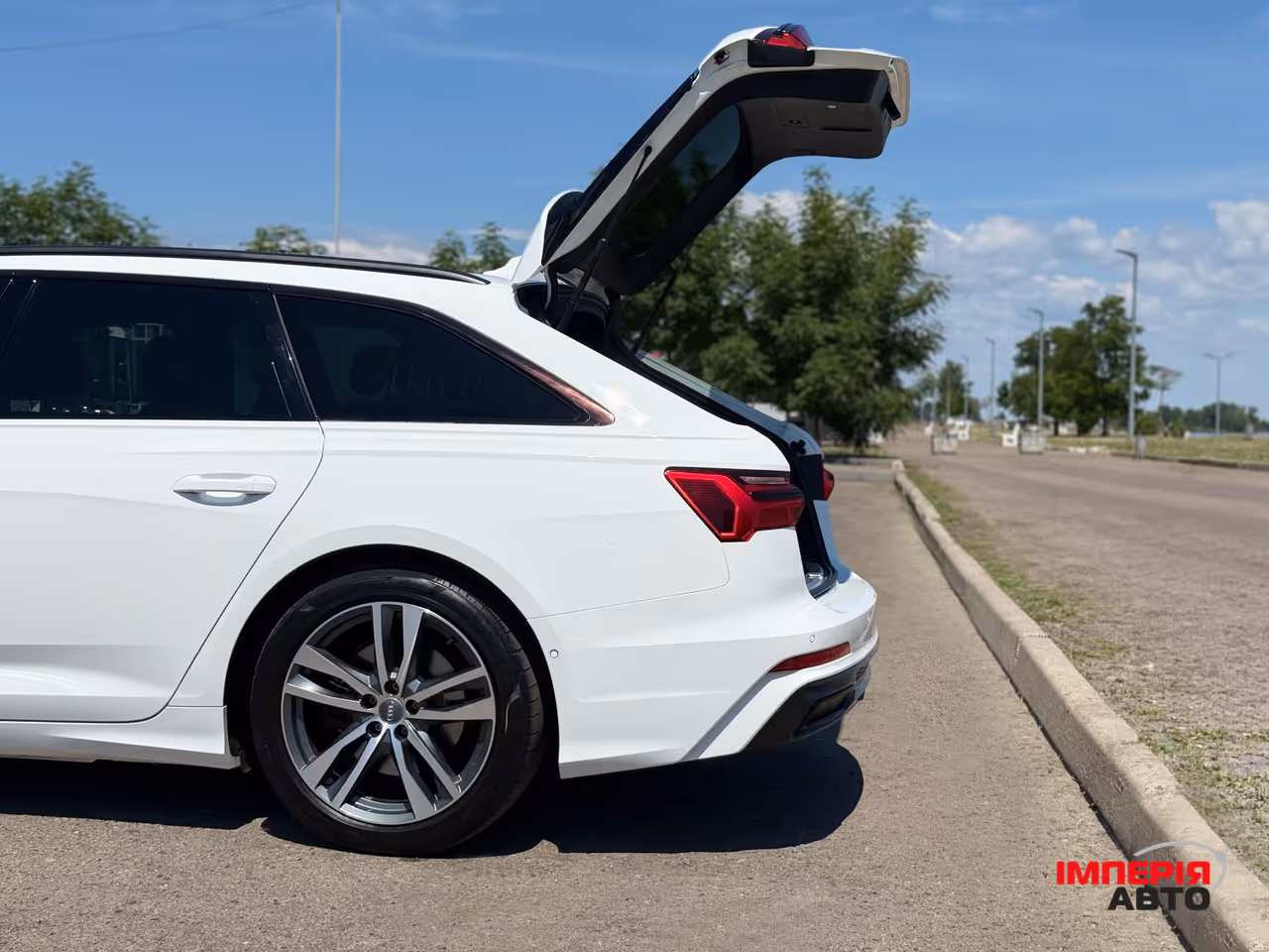 Audi A6 - фото 43