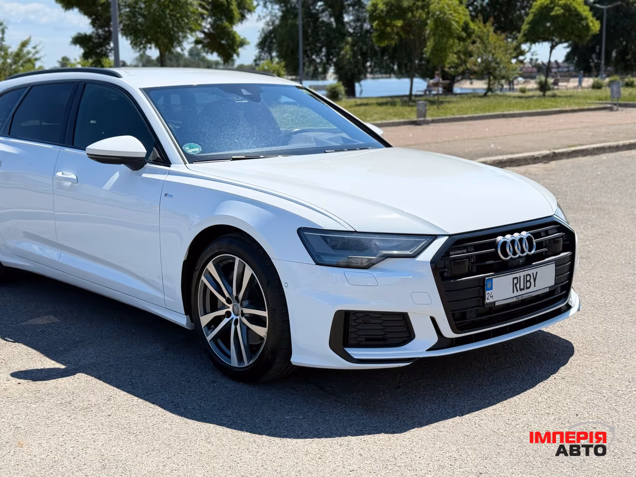 Audi A6 - фото 20