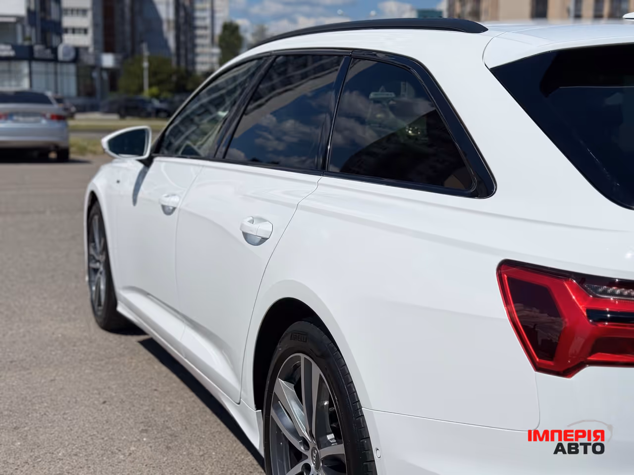 Audi A6 - фото 9