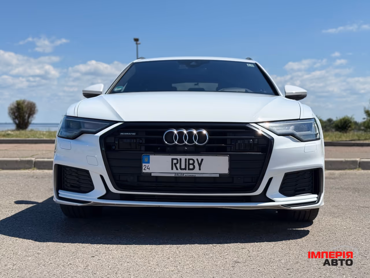 Audi A6 - фото 18