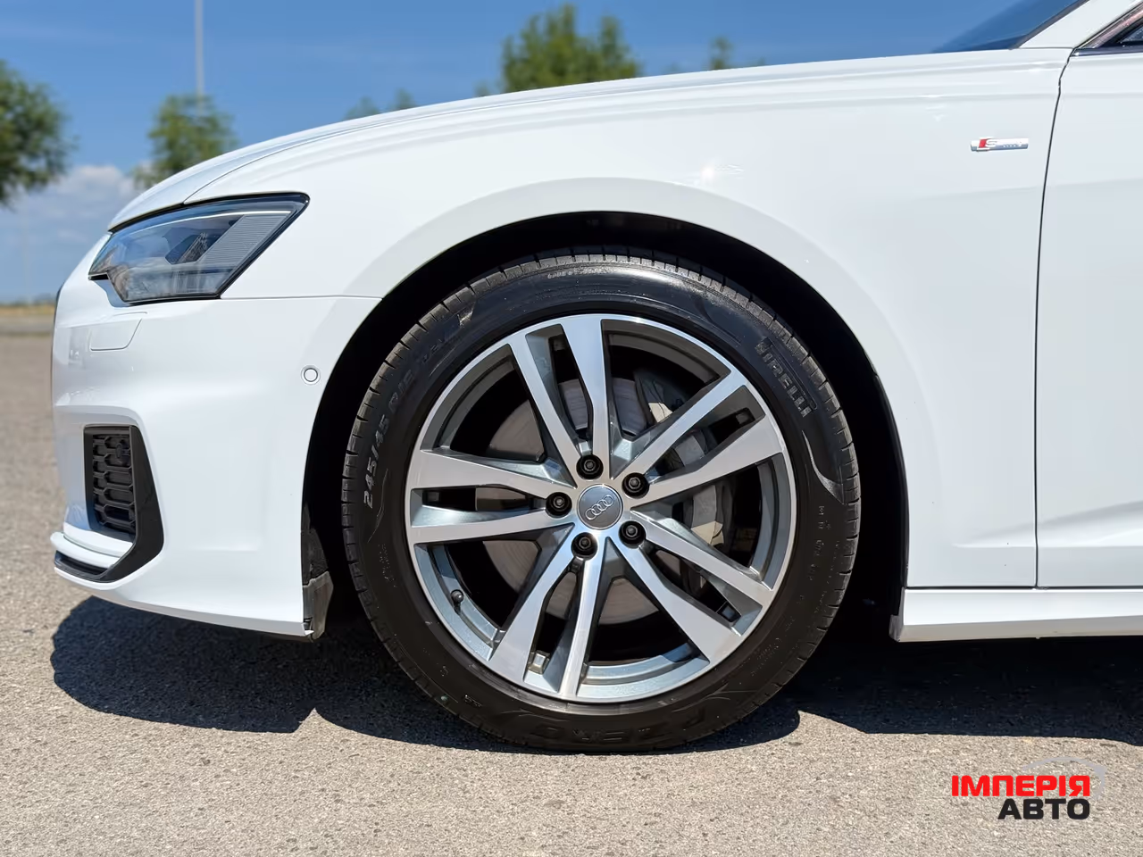 Audi A6 - фото 11