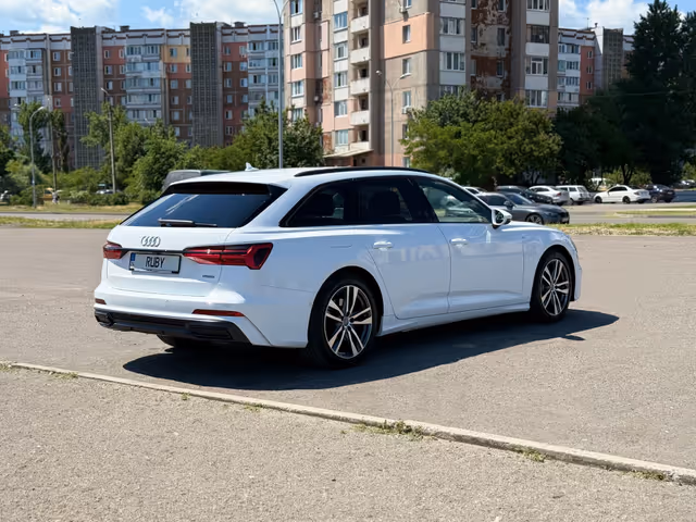 Audi A6 - фото 5