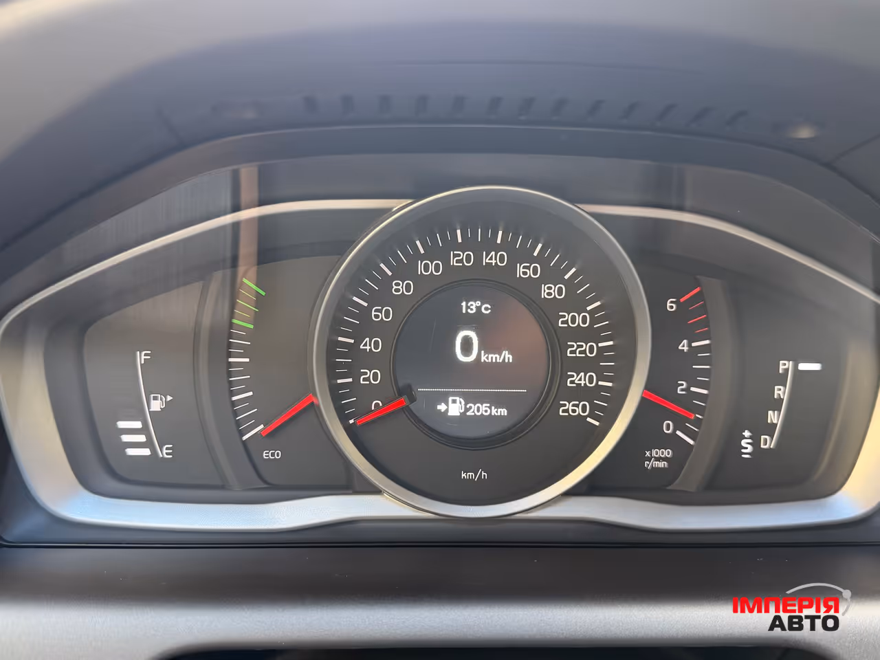 Volvo XC60 - фото 13