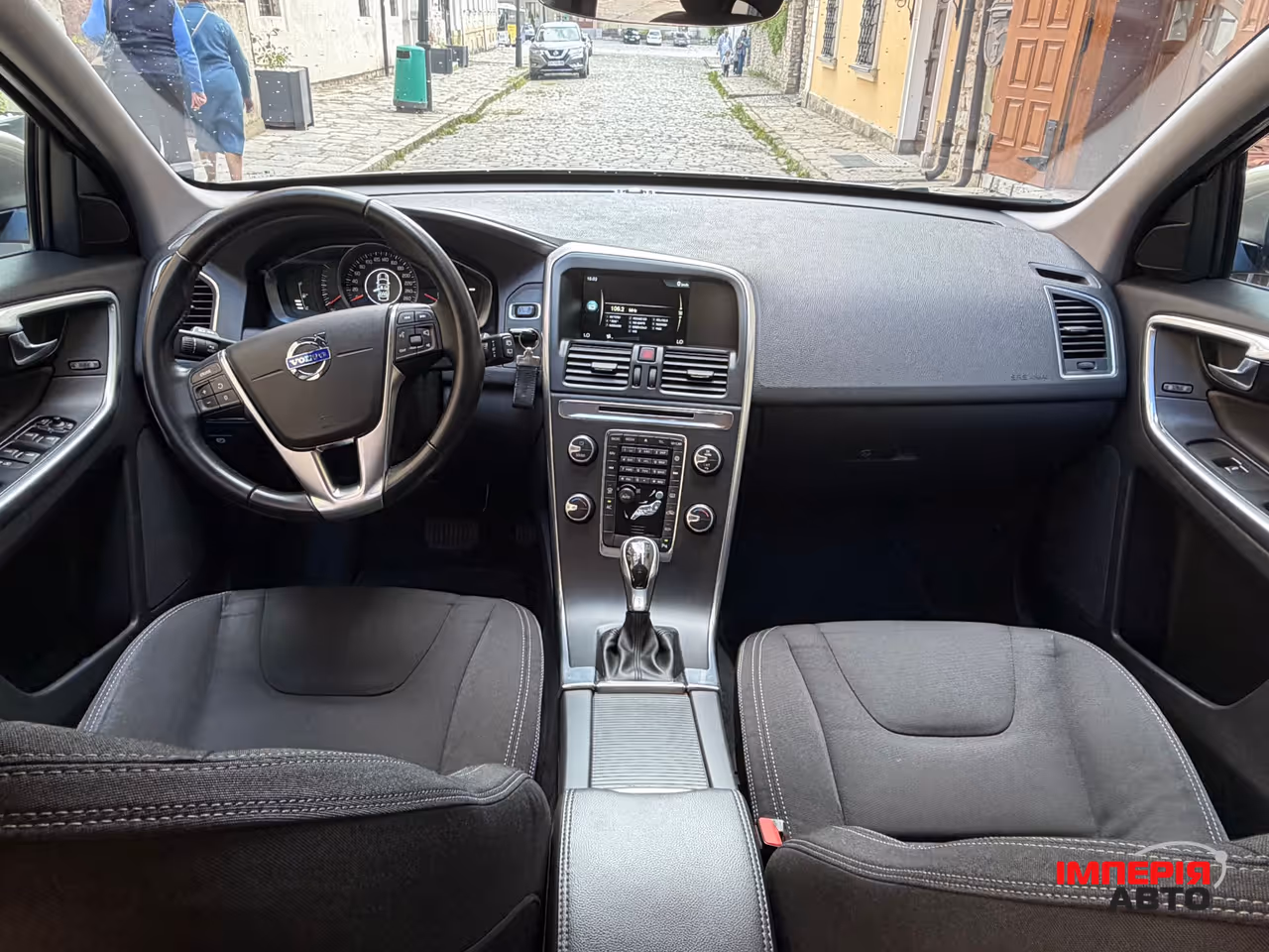 Volvo XC60 - фото 6