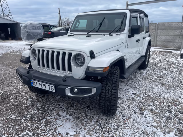 Jeep Wrangler - фото 1