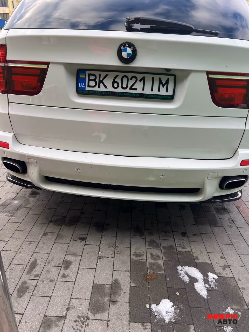 BMW X5 - фото 6