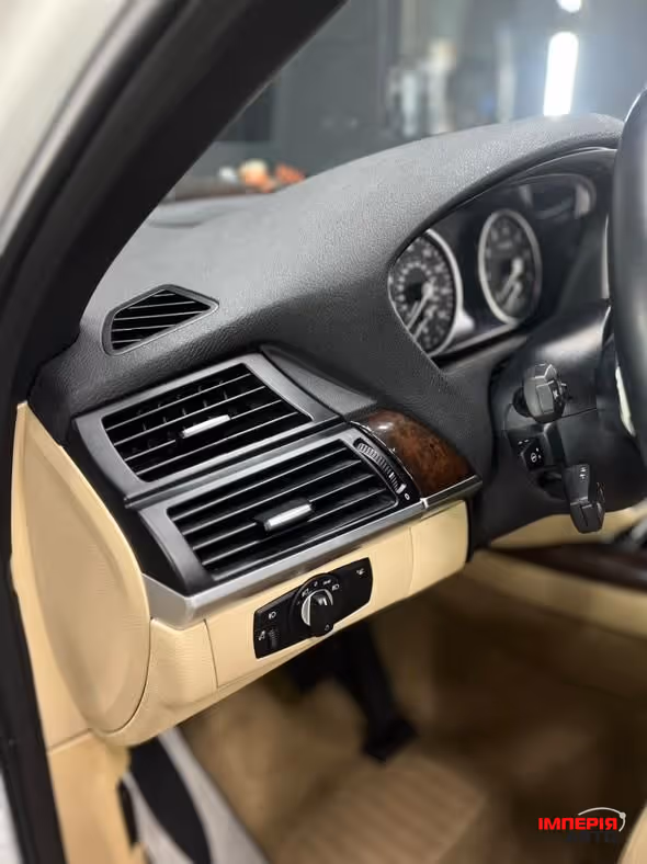 BMW X5 - фото 13