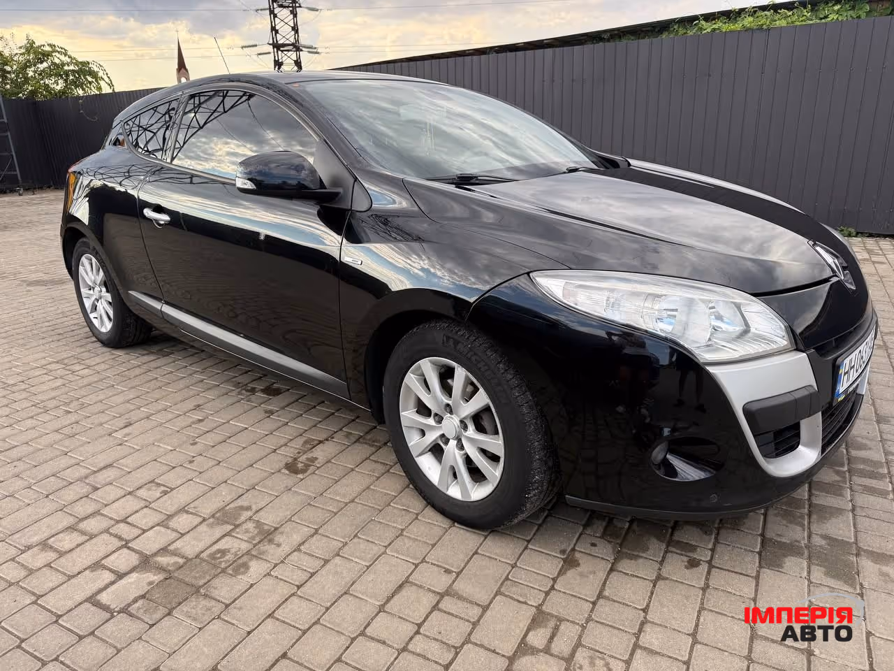 Renault Megane - фото 1