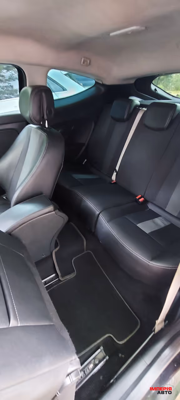 Renault Megane - фото 23