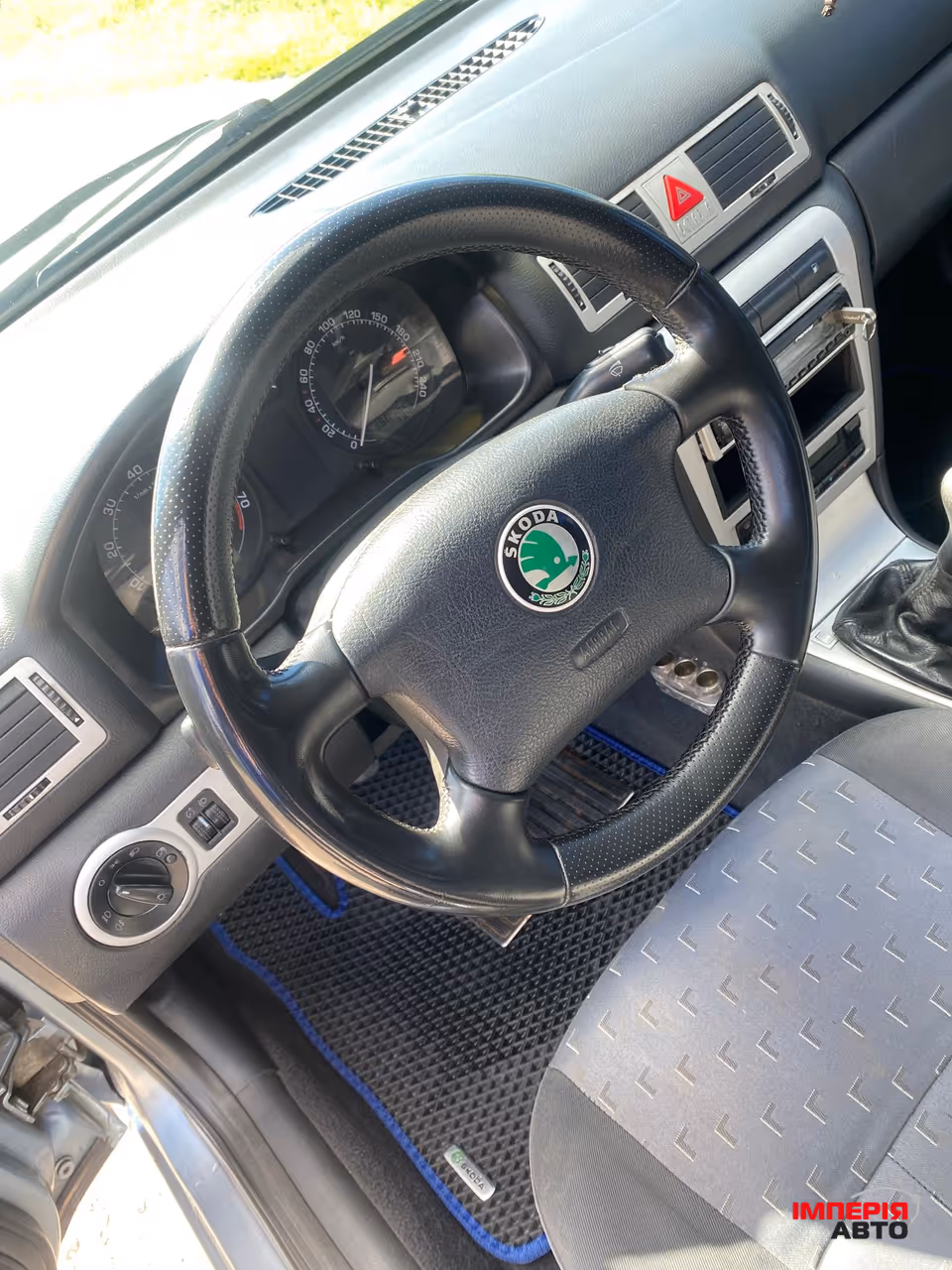 Skoda Octavia - фото 9