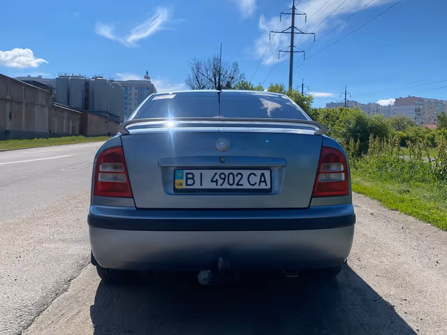 Skoda Octavia - фото 4
