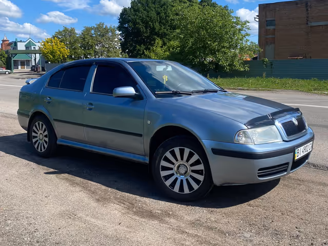 Skoda Octavia - фото 2