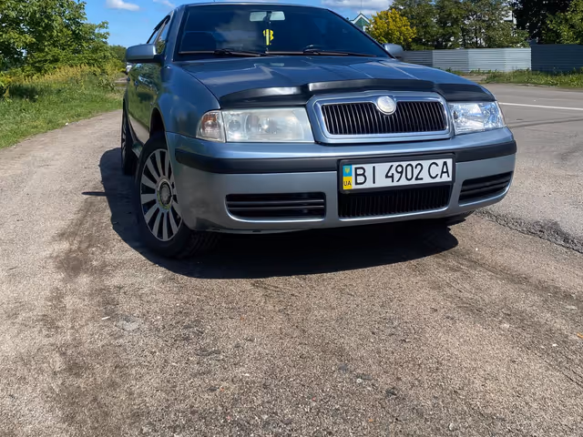 Skoda Octavia - фото 1