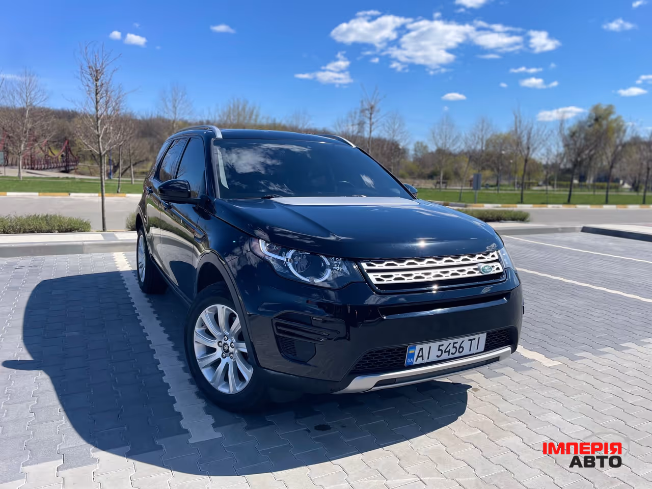 Land Rover Discovery Sport - фото 2