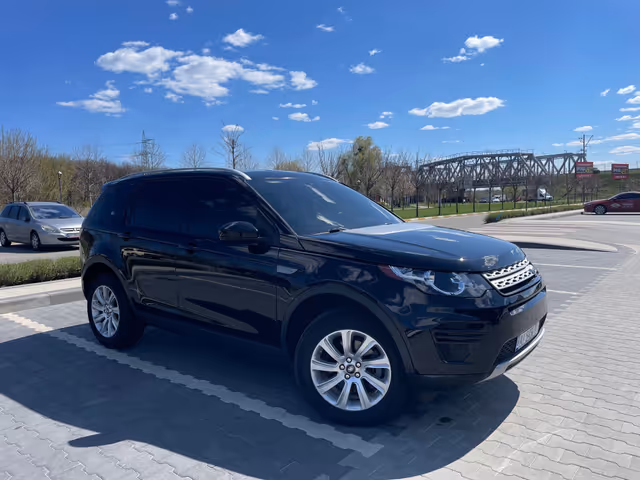 Land Rover Discovery Sport - фото 1
