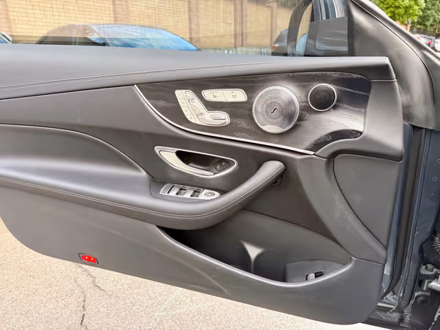 Mercedes-Benz E-Класс - фото 5