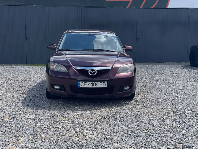 Mazda 3 - фото 2