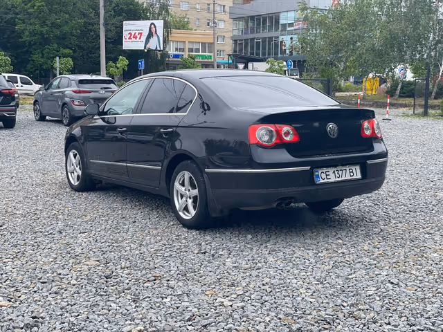 Volkswagen Passat - фото 4
