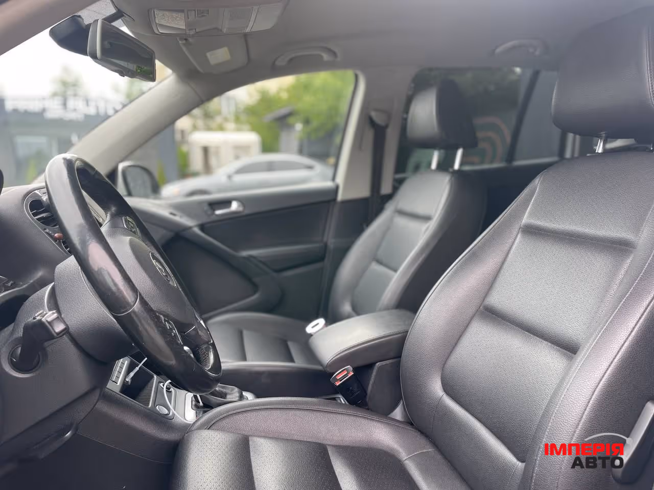 Volkswagen Tiguan - фото 14