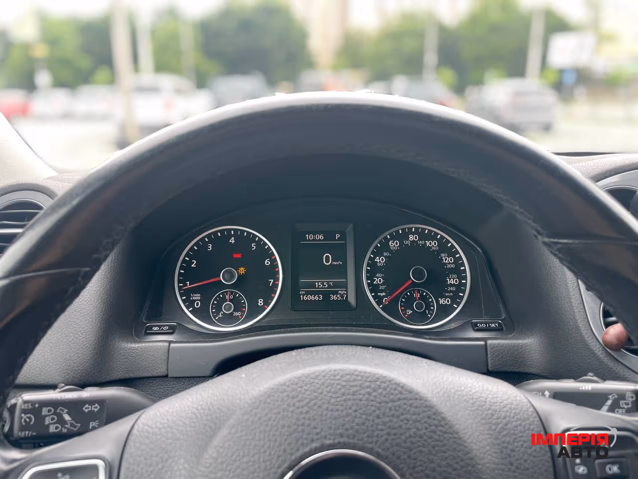 Volkswagen Tiguan - фото 11