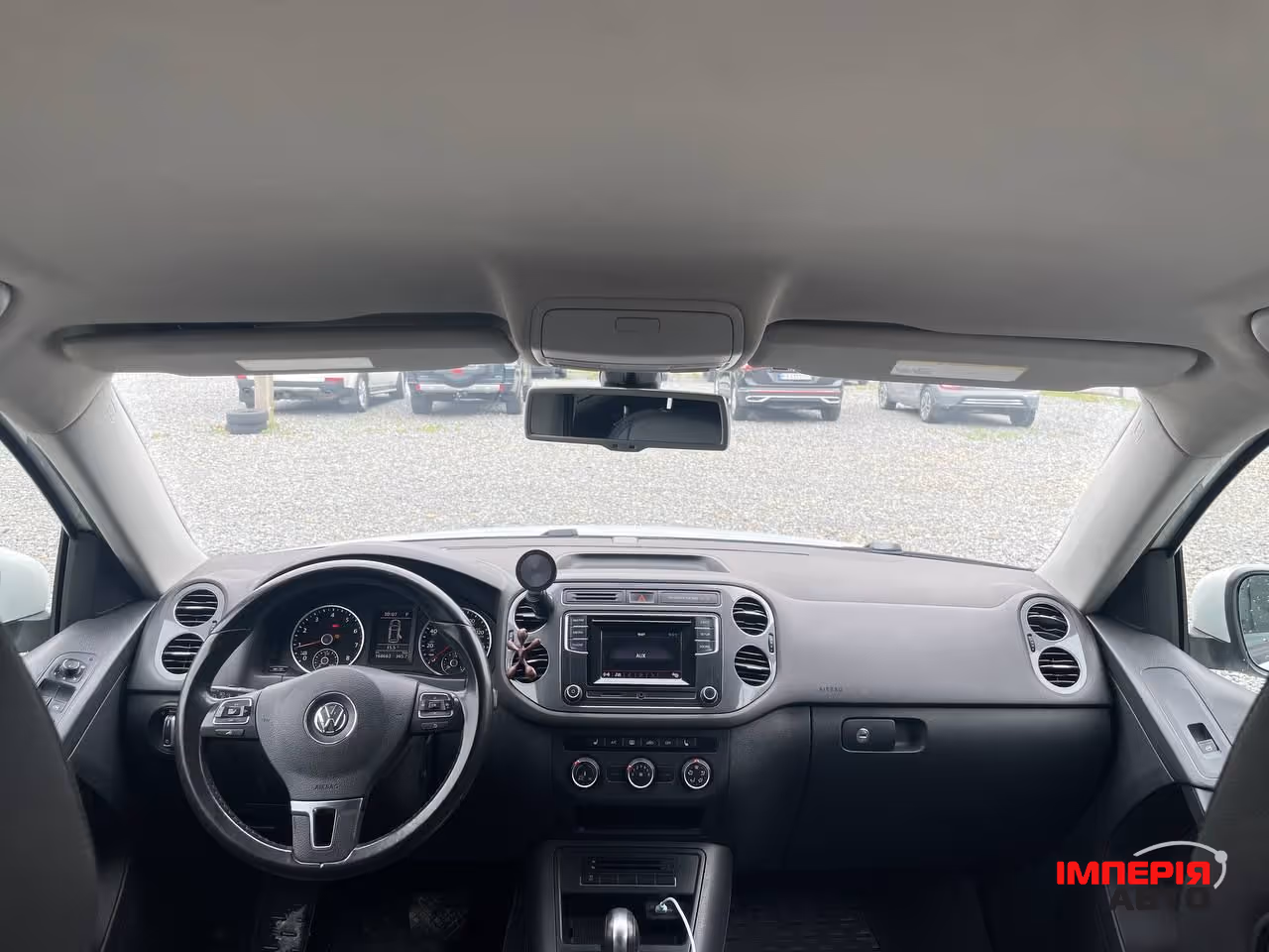Volkswagen Tiguan - фото 9
