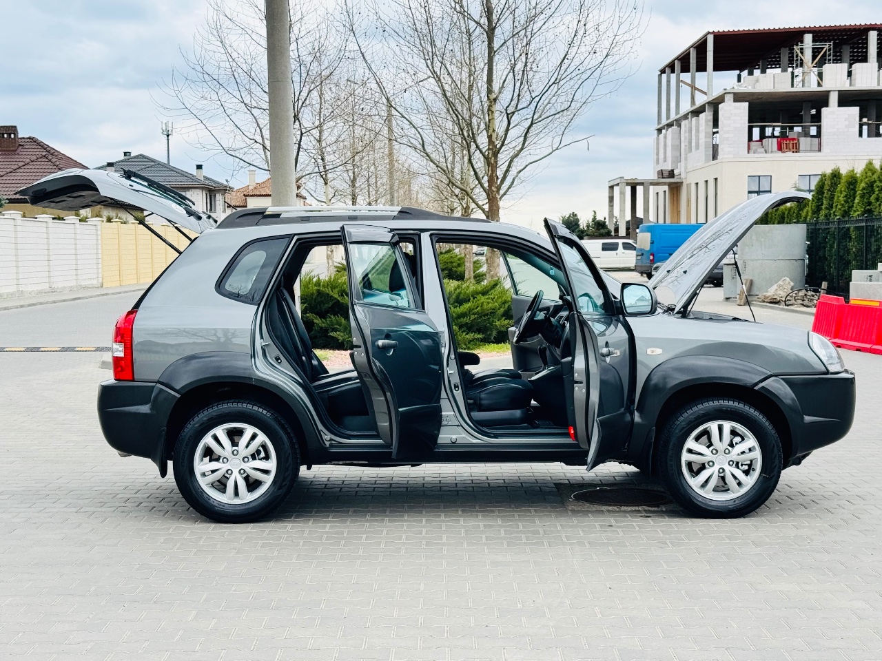 Hyundai Tucson - фото 1